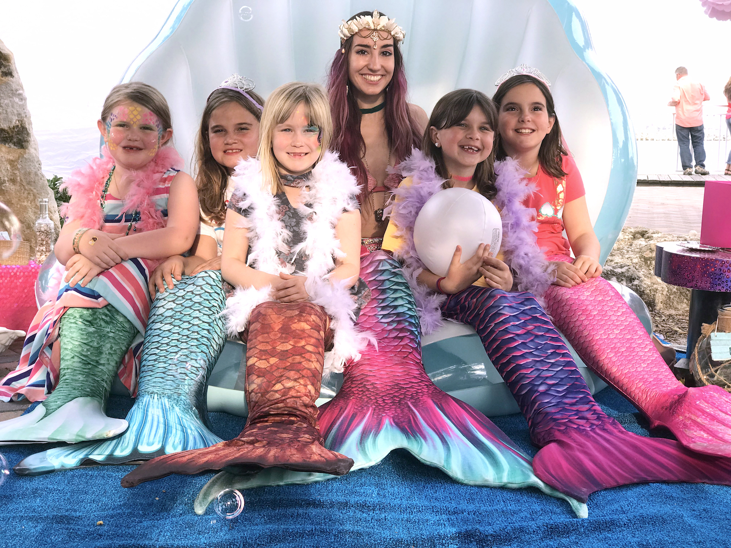 Mermaid Birthday Party - Play Mermaid Birthday Party Game online at Poki 2